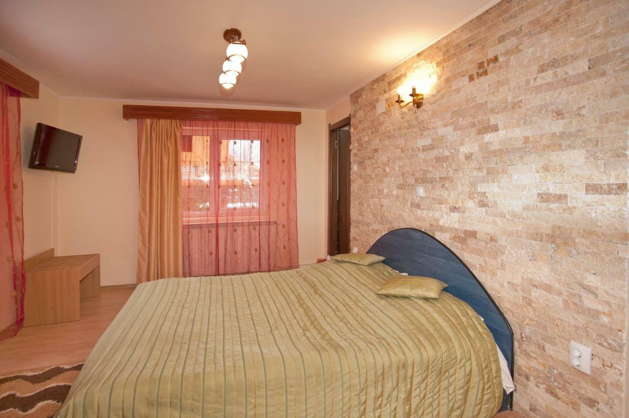 Casa Tudor Синая Екстериор снимка