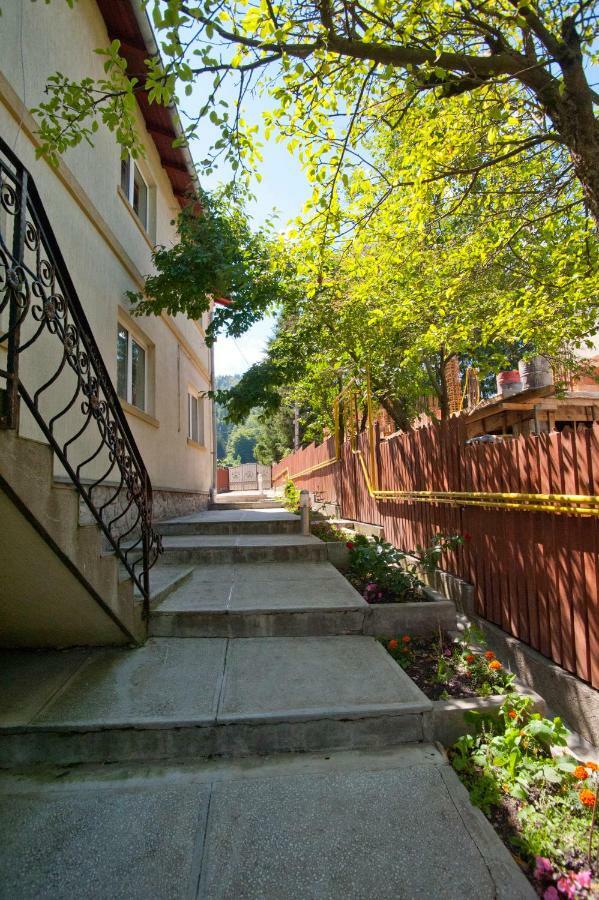 Casa Tudor Синая Екстериор снимка